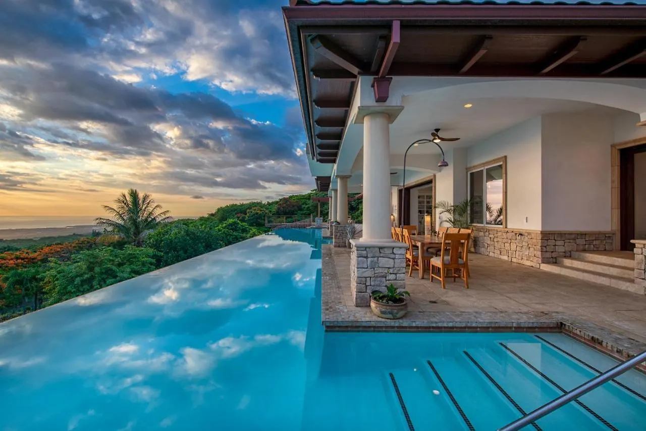 Villa Luxury Kona Mansion - Infinity Pool & Epic Views Kailua-Kona