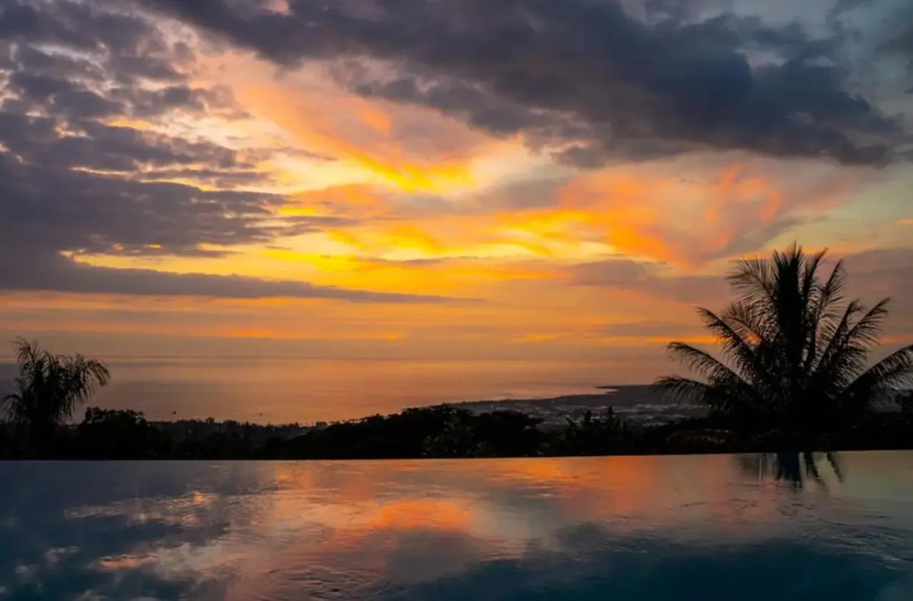 Villa Luxury Kona Mansion - Infinity Pool & Epic Views Kailua-Kona